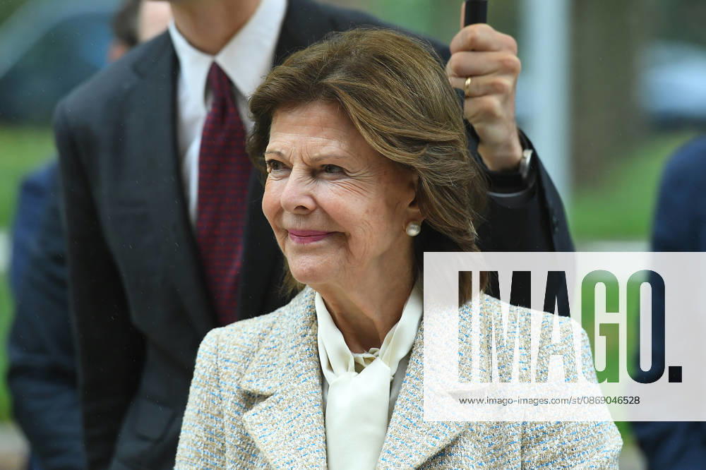 Feierliche Einweihung des neuen Schulgebäudes des Luisen-Gymnasiums am 09.10.2026 in Düsseldorf Ihre Majestät Königin Silvia von Schweden