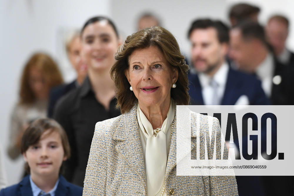 Feierliche Einweihung des neuen Schulgebäudes des Luisen-Gymnasiums am 09.10.2026 in Düsseldorf Ihre Majestät Königin Silvia von Schweden