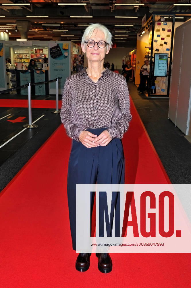 Frankfurter Buchmesse 2026. Schriftstellerin Dörte Hansen am 09.10.2026 auf der Frankfurter Buchmesse. 20261009MWI153802