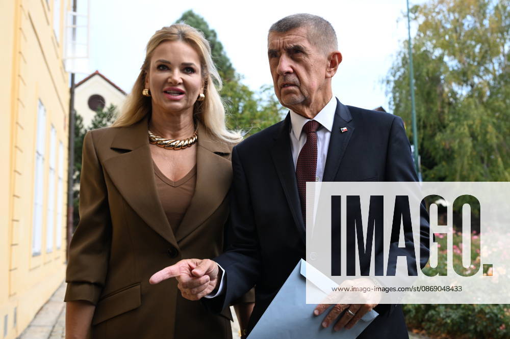 The two-day elections to municipal assemblies started in the Czech Republic together with the first round of the elections to one-third of the Senate, on October 9, 2026. On the photo is seen Czech Prime Minister Andrej Babis (ANO) and his wife Monika Babisova, in Pruhonice, Czech Republic. (CTKxPhoto KaterinaxSulova) CTKPhotoP2026100904868 CTKPhotoP2026100904868