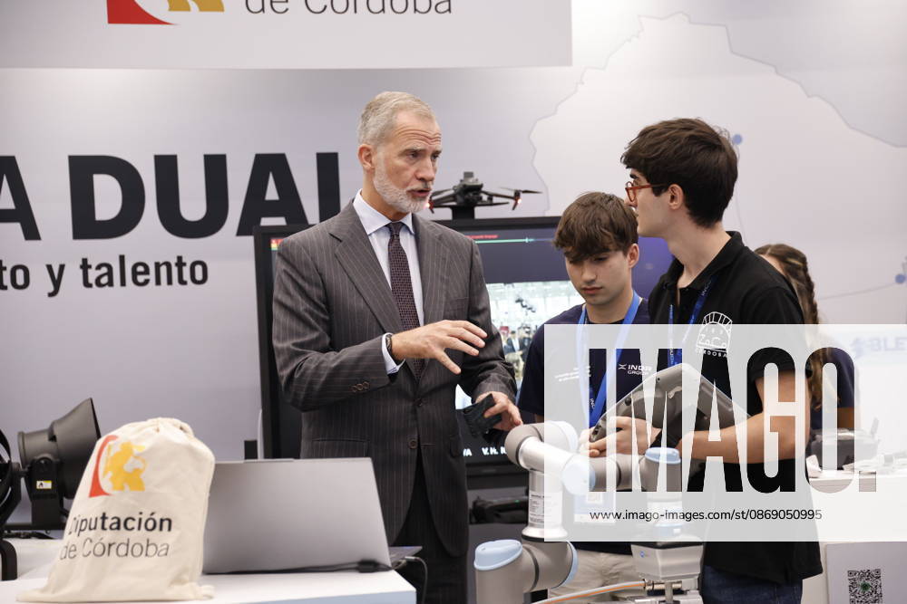 King Felipe VI Closes the Indudef 2026 Defense Industry Congress in Córdoba His Majesty King Felipe VI Visits the Indudef 2026 Defense Industry Congress October 9, 2026, in Córdoba, Andalusia, Spain Over the course of three days, Indudef has brought together companies in the defense, technology, and innovation sectors, in addition to panel discussions, professional meetings, and spaces designed to foster collaboration and networking OCTOBER 9, 2026 Córdoba, Andalusia, Spain Córdoba, Andalusia, Spain Spain