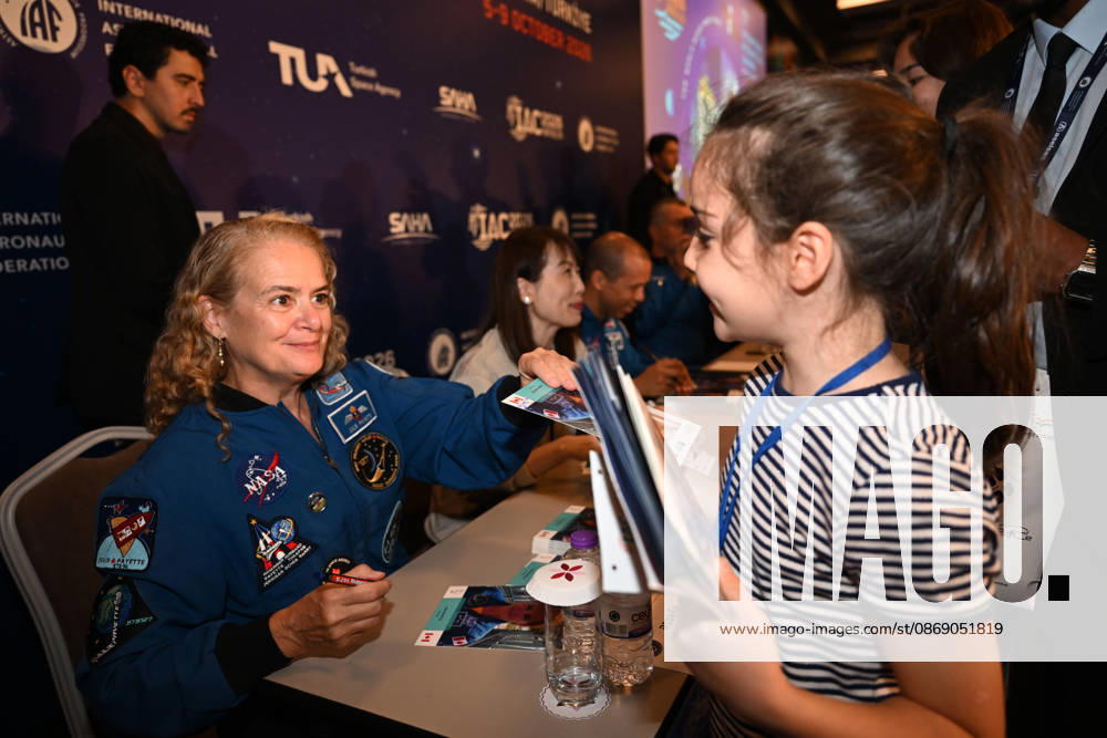 Astronauts meet visitors at autograph session during International Astronautical Congress ANTALYA, TURKIYE - OCTOBER 09: Astronauts from various countries meet visitors during an autograph session on Public Day of the 77th International Astronautical Congress (IAC 2026) at the NEST Congress Center in Antalya, Turkiye, on October 09, 2026. Organized by the International Astronautical Federation (IAF) under the coordination of the Ministry of Industry and Technology and hosted by the Turkish Space Agency (TUA) and SAHA Istanbul, the congress opens its doors to the public on its final day. Muhammed Abdullah Kurtar Anadolu Antalya Turkey. Editorial use only. Please get in touch for any other usage.