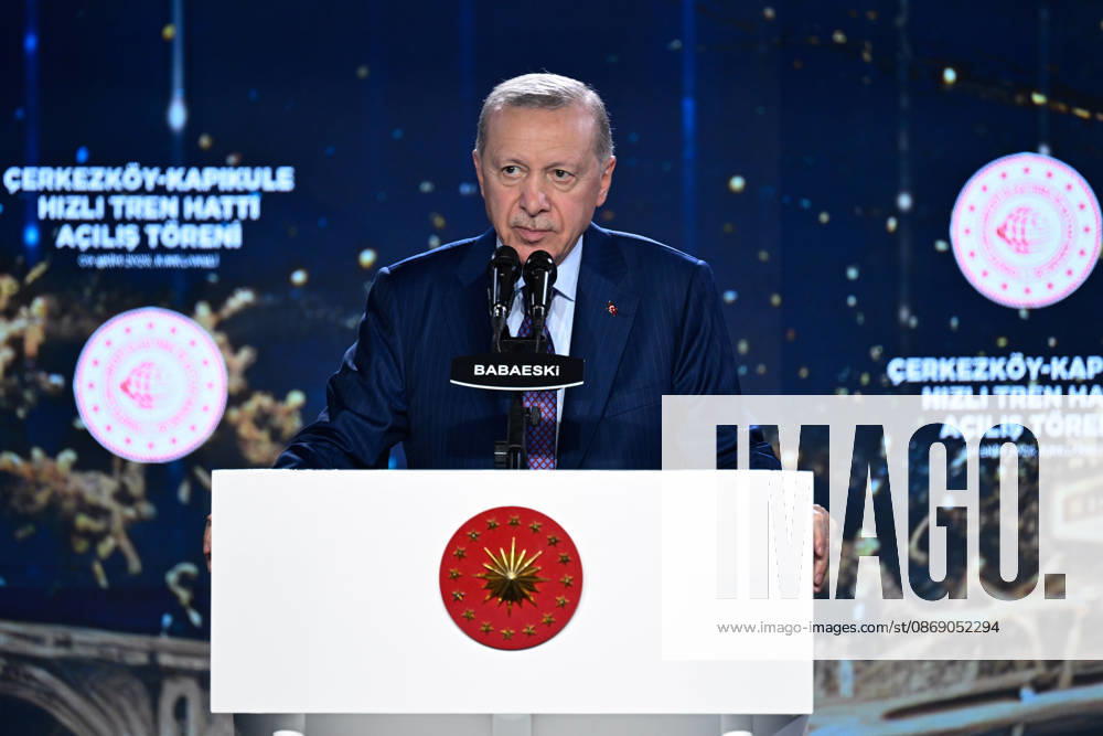 Turkish President Recep Tayyip Erdogan KIRKLARELI, TURKIYE - OCTOBER 9: Turkish President Recep Tayyip Erdogan makes a speech as he attends the Cerkezkoy-Kapikule High-Speed Railway Line Opening Ceremony in Kirklareli, Turkiye on October 9, 2026. Arif Hudaverdi Yaman Anadolu Kirklareli Turkey. Editorial use only. Please get in touch for any other usage.