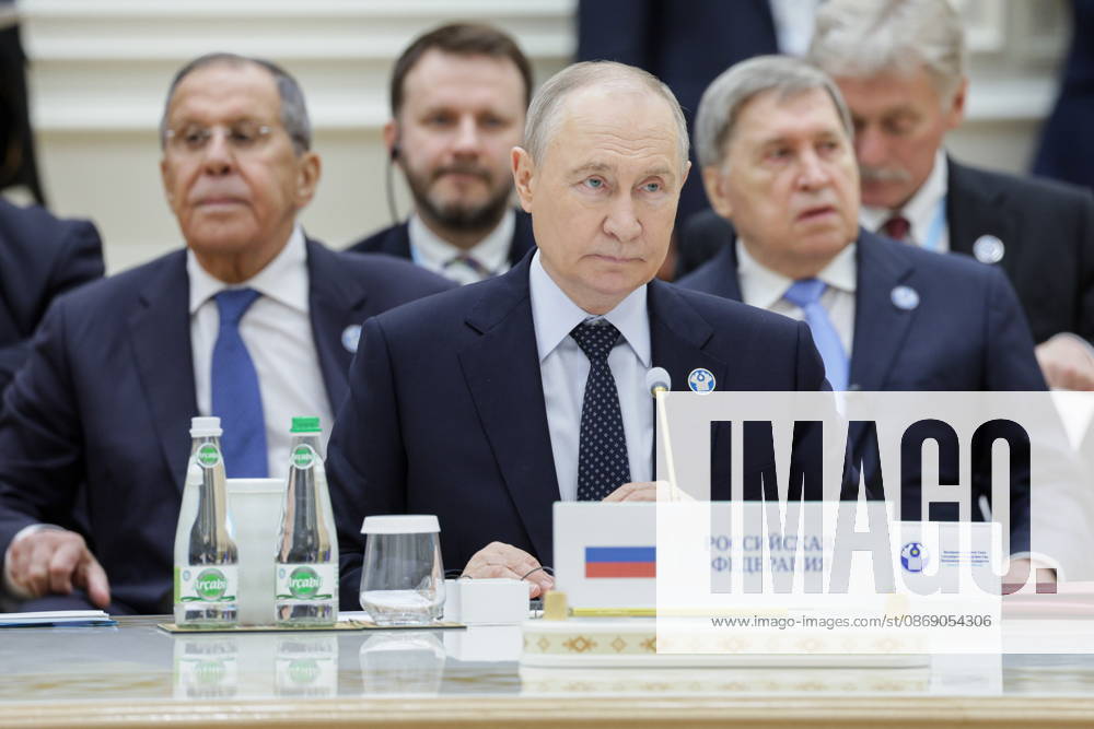 TURKMENISTAN, BALKAN PROVINCE - OCTOBER 9, 2026: Russia s President Vladimir Putin (C) attends an expanded meeting of the CIS Council of Heads of State in Turkmenbashi Turkmenistan - ZUMAt113 20261009_zaa_t113_486