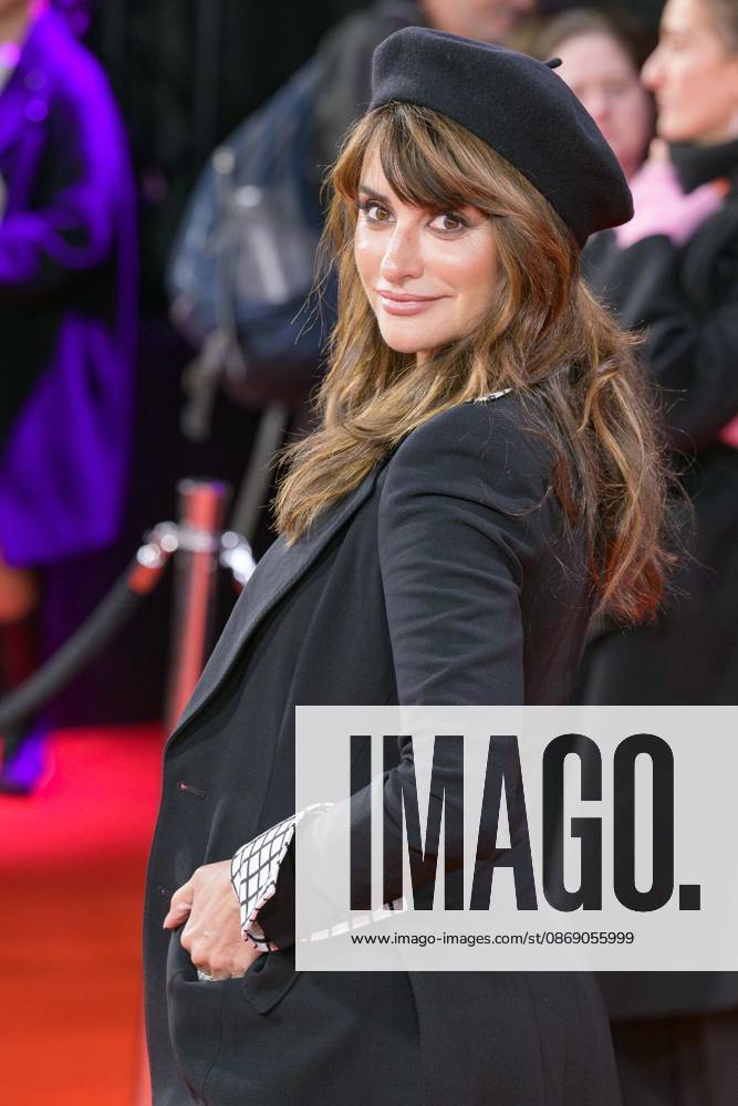 La Bola Negra Film Premiere Penelope Cruz attends the La Bola Negra BFI London Film Festival premiere, at The Royal Festival Hall, BFI Southbank, London. 8th October 2026.