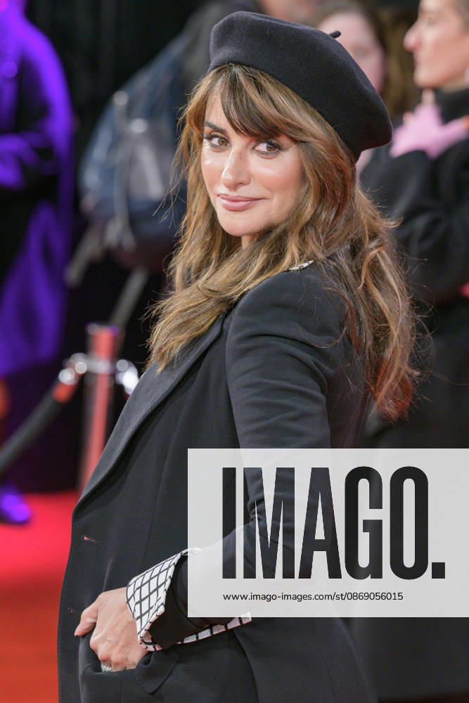 La Bola Negra Film Premiere Penelope Cruz attends the La Bola Negra BFI London Film Festival premiere, at The Royal Festival Hall, BFI Southbank, London. 8th October 2026.