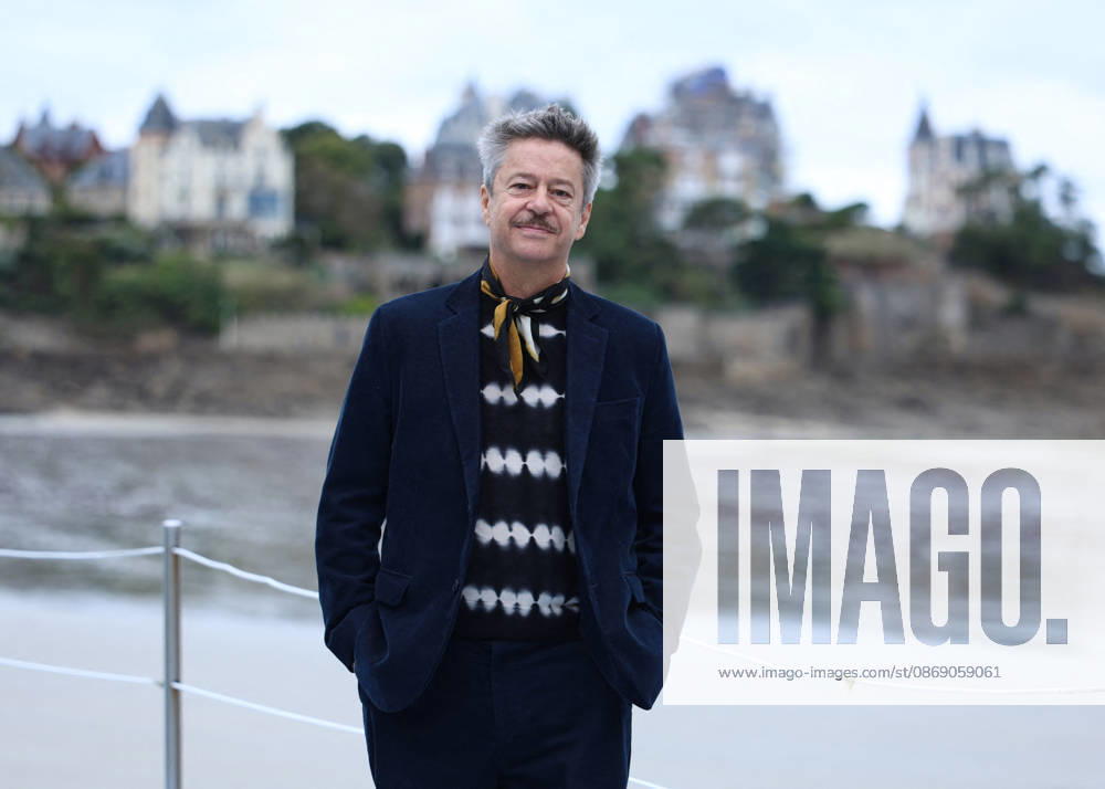 Thibault de Montalembert by the seawater pool on L Ecluse Beach during the 37th Dinard British and Irish Film Festival, France, on October 9, 2026. Denis Guignebourg, Bestimage. 37th Dinard British Irish Film Festival on October 9, 2026, in Dinard, France. Dinard, France