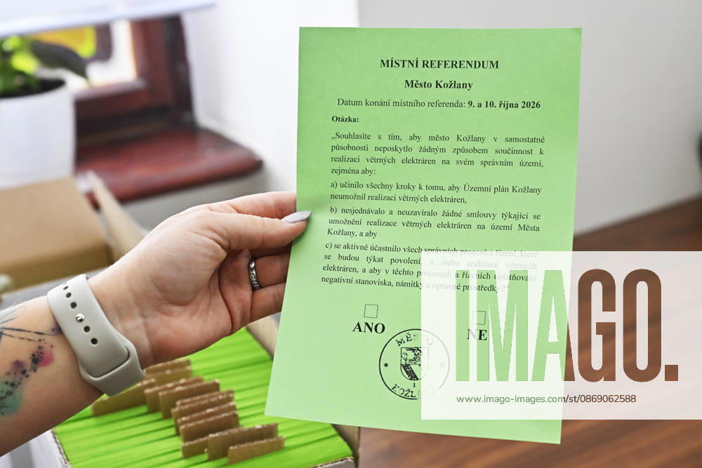 The two-day elections to municipal assemblies started in the Czech Republic together with the first round of the elections to one-third of the Senate, on October 9, 2026. On the photo: alongside the municipal and senate elections a referendum (photo) on the possible construction of three wind turbines is being held in a polling station in Kozlany. (CTKxPhoto MiroslavxChaloupka) CTKPhotoP2026100905003 CTKPhotoP2026100905003