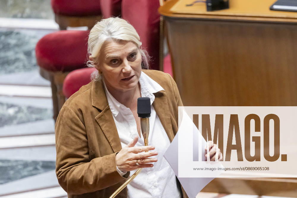 Paris, France le 9 Octobre, 2026 - Examen en seance a l assemblee nationale de la proposition de loi apportant une reponse integrale au phenomene des violences sexuelles et sexistes contre les femmes et les enfants - Stephanie Rist POLITIQUE, ASSEMBLEE NATIONALE, EXAMEN DE LOI, LEGISLATIF, LOI INTEGRALE, VIOLENCES SEXUELLES