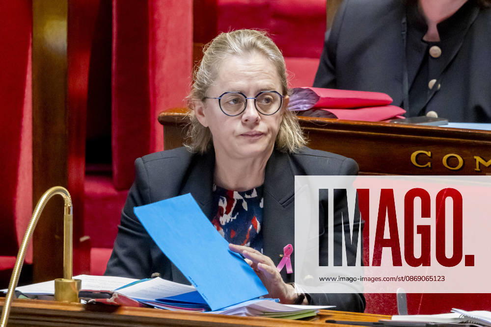 Paris, France le 9 Octobre, 2026 - Examen en seance a l assemblee nationale de la proposition de loi apportant une reponse integrale au phenomene des violences sexuelles et sexistes contre les femmes et les enfants - Celine Thiebault-Martinez POLITIQUE, ASSEMBLEE NATIONALE, EXAMEN DE LOI, LEGISLATIF, LOI INTEGRALE, VIOLENCES SEXUELLES