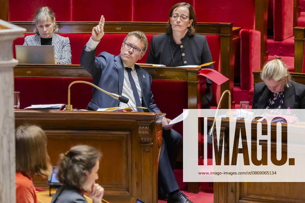Paris, France le 9 Octobre, 2026 - Examen en seance a l assemblee nationale de la proposition de loi apportant une reponse integrale au phenomene des violences sexuelles et sexistes contre les femmes et les enfants - Guillaume Gouffier Valente POLITIQUE, ASSEMBLEE NATIONALE, EXAMEN DE LOI, LEGISLATIF, LOI INTEGRALE, VIOLENCES SEXUELLES