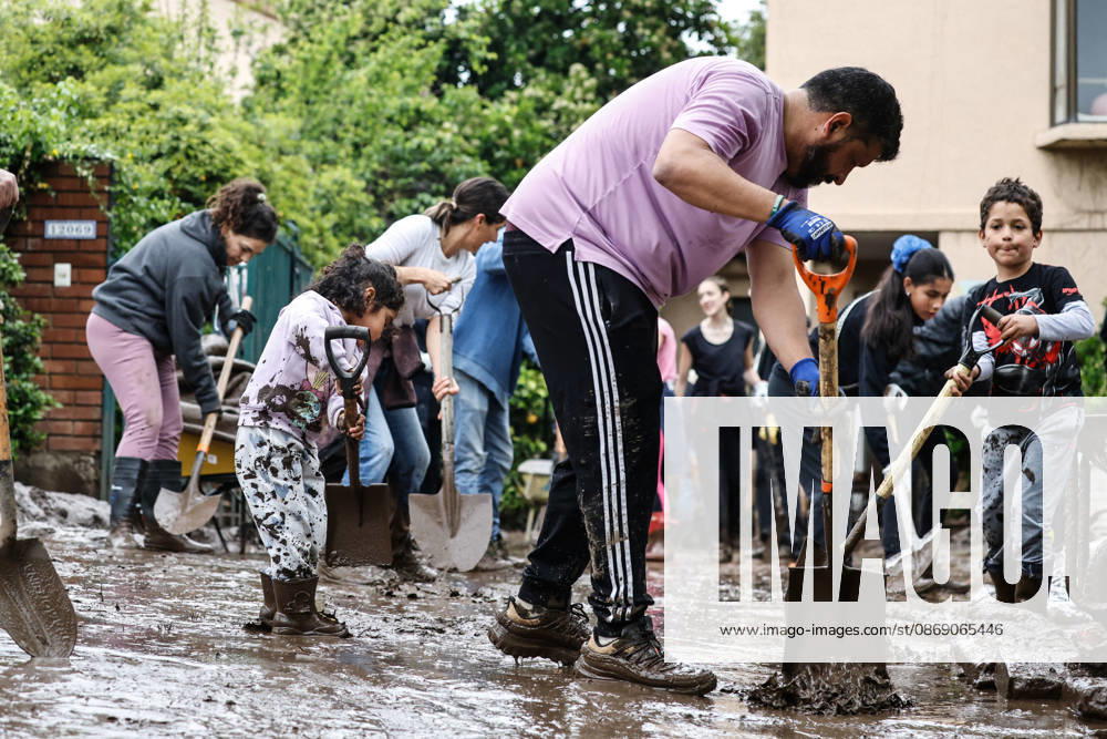 Santiago, October 9, 2026: Consequences of a mudslide that affected the area from San Carlos de Apoquindo to Los Dominicos in the Las Condes district, causing widespread damage and sweeping away vehicles and people. Diego Martin Aton, Chile, Aton 1198181 jpeg