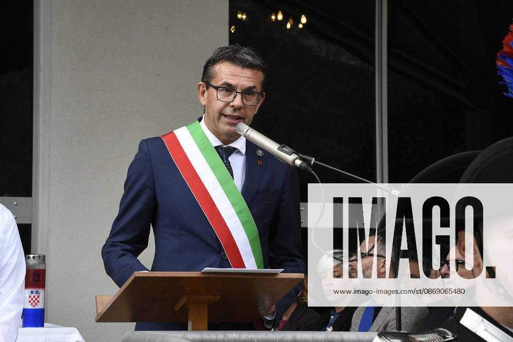 IPA89467082 - Longarone, October 9, 2026. The 63rd anniversary of the Vajont disaster was commemorated at the Fortogna Cemetery. Longarone Mayor Roberto Padrin