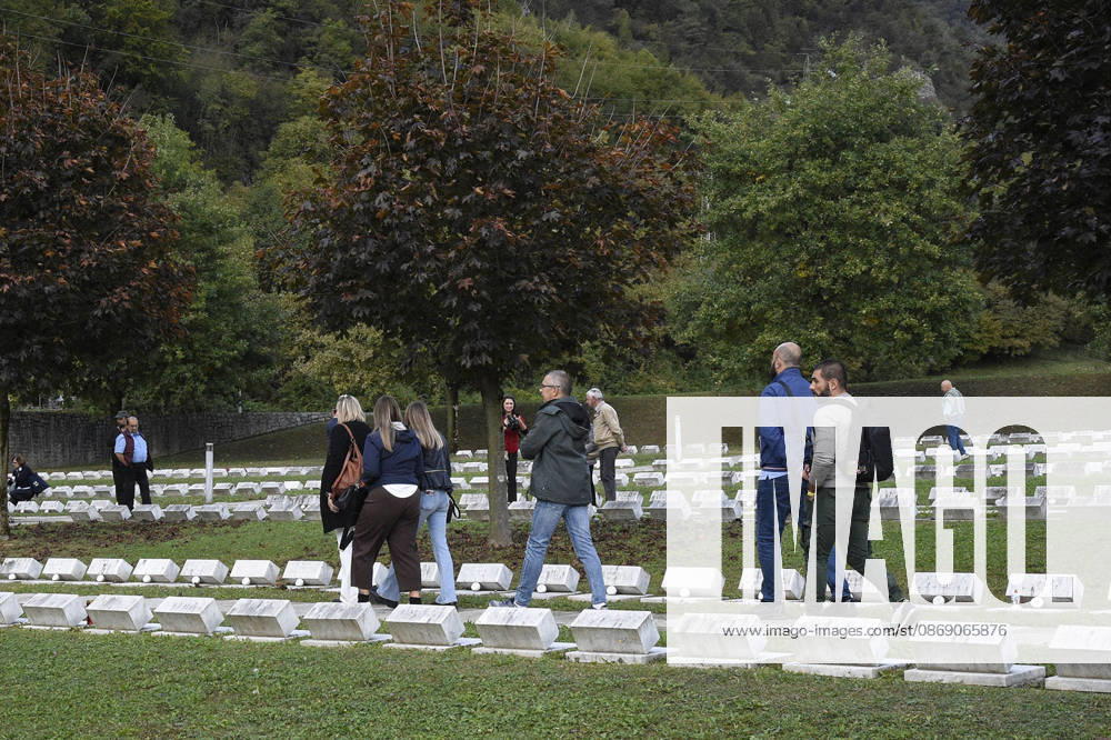 IPA89467077 - Longarone, October 9, 2026. The 63rd anniversary of the Vajont disaster at the Fortogna Cemetery