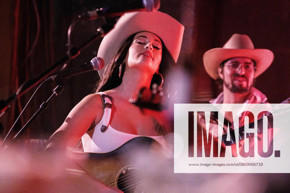 Austin, Texas. Kacey Musgraves performed a surprise show at the White Horse after her concert. - ZUMAda1_ 20261009_zap_da1_035