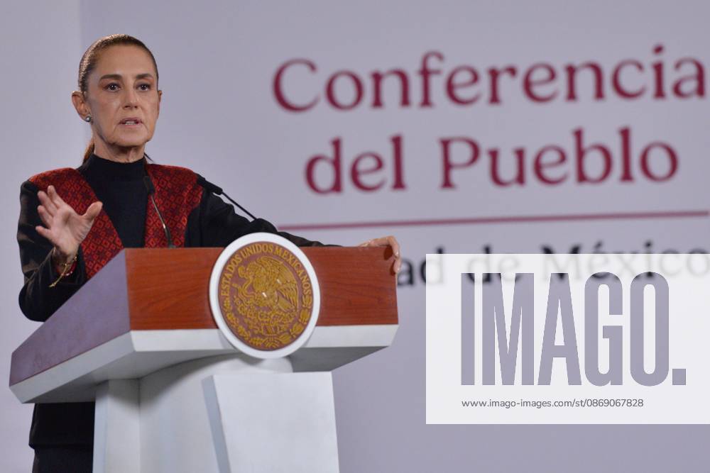 TO-45414-MEXICO , September 10, 2026. Mexican President Claudia Sheinbaum spoke about heavy rains in various states and national politics during the "People& 039;s Conference" at the National Palace in Mexico City. Clasos.com.mx - ZUMAcs4_ 20261009_faa_cs4_026