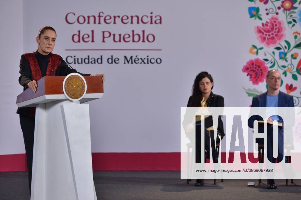 TO-45414-MEXICO , September 10, 2026. Mexican President Claudia Sheinbaum spoke about heavy rains in various states and national politics during the "People& 039;s Conference" at the National Palace in Mexico City. Clasos.com.mx - ZUMAcs4_ 20261009_faa_cs4_058