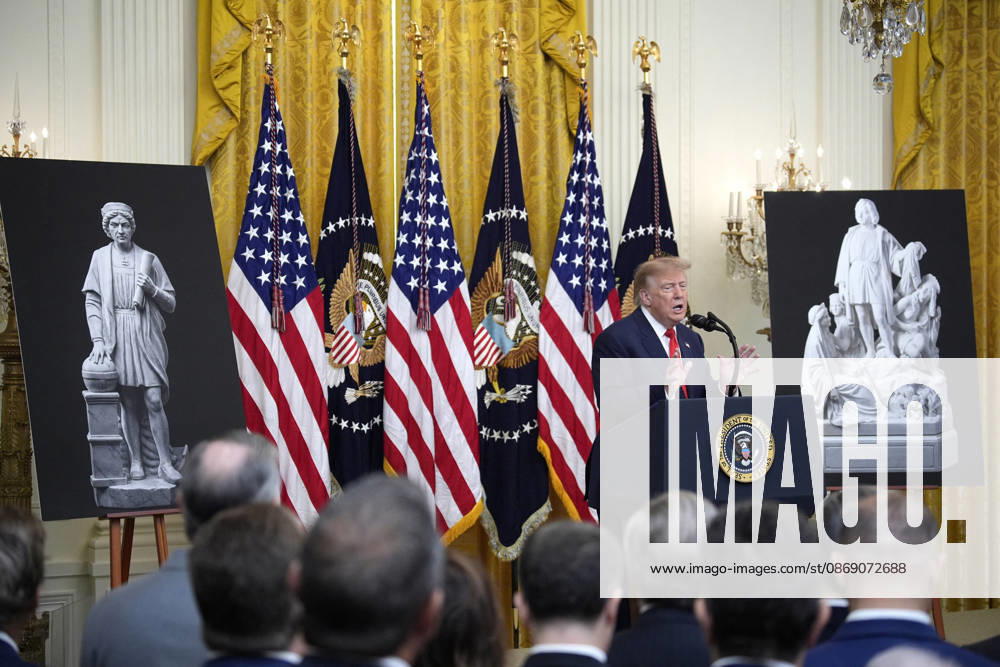 Donald Trump on Columbus Day celebration - Washington US President Donald Trump hosts a Columbus Day celebration in the East Room in Washington on October 9, 2026. Photo by Yuri Gripas ABACAPRESS.COM Washington DC United States