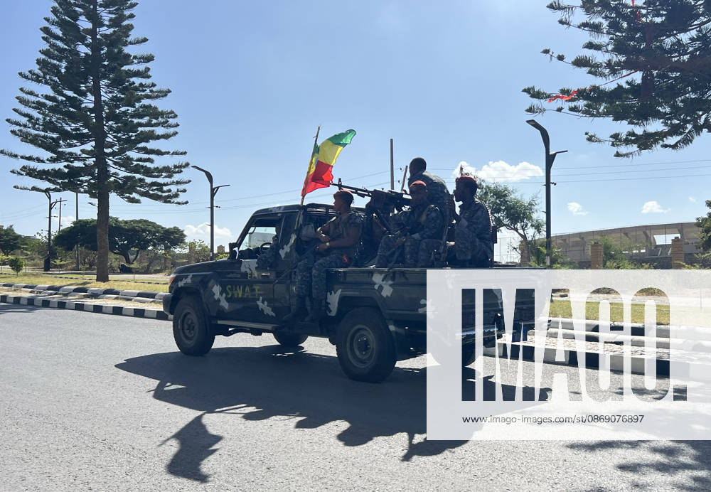 Ethiopian pro-government forces patrol streets of Mekelle MEKELLE, ETHIOPIA - OCTOBER 09 : Pro-government Ethiopian forces patrol the streets after regaining control of the regional capital following the withdrawal of the Tigray People s Liberation Front (TPLF) forces, in Tigray region, Ethiopia on October 09, 2026. Stringer Anadolu Mekelle Ethiopia. Editorial use only. Please get in touch for any other usage.