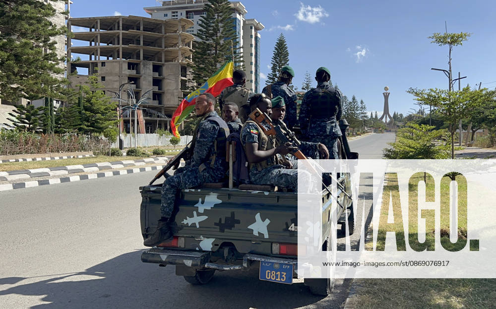 Ethiopian pro-government forces patrol streets of Mekelle MEKELLE, ETHIOPIA - OCTOBER 09 : Pro-government Ethiopian forces patrol the streets after regaining control of the regional capital following the withdrawal of the Tigray People s Liberation Front (TPLF) forces, in Tigray region, Ethiopia on October 09, 2026. Stringer Anadolu Mekelle Ethiopia. Editorial use only. Please get in touch for any other usage.