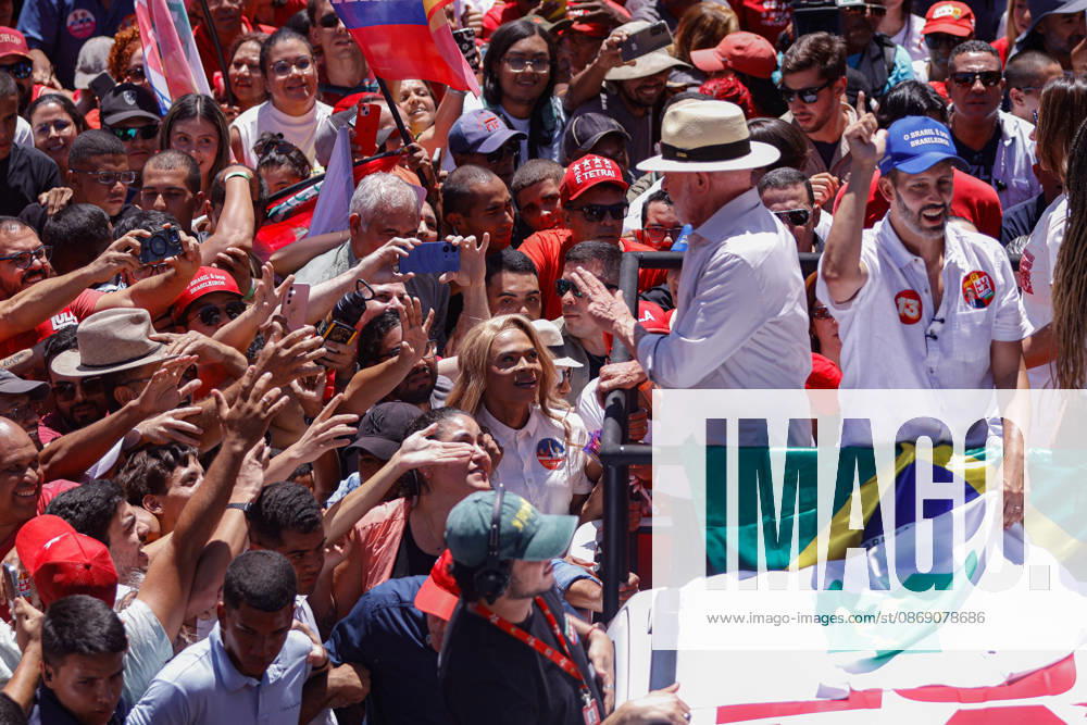 BRASiLIA, DF - 09.10.2026: ATO DE LULA EM BRASiLIA - President Lula resumes campaign events after the first round of elections, in Ceilândia (DF). x3027358x JoaoxPedroxCarvalho