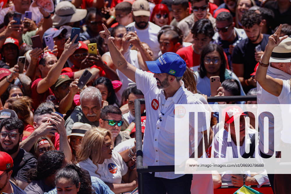 BRASiLIA, DF - 09.10.2026: ATO DE LULA EM BRASiLIA - President Lula resumes campaign events after the first round of elections, in CeilÃ¢ndia (DF). x3027359x JoaoxPedroxCarvalho