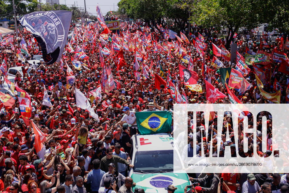 BRASiLIA, DF - 09.10.2026: ATO DE LULA EM BRASiLIA - President Lula resumes campaign events after the first round of elections, in Ceilândia (DF). x3027360x JoaoxPedroxCarvalho