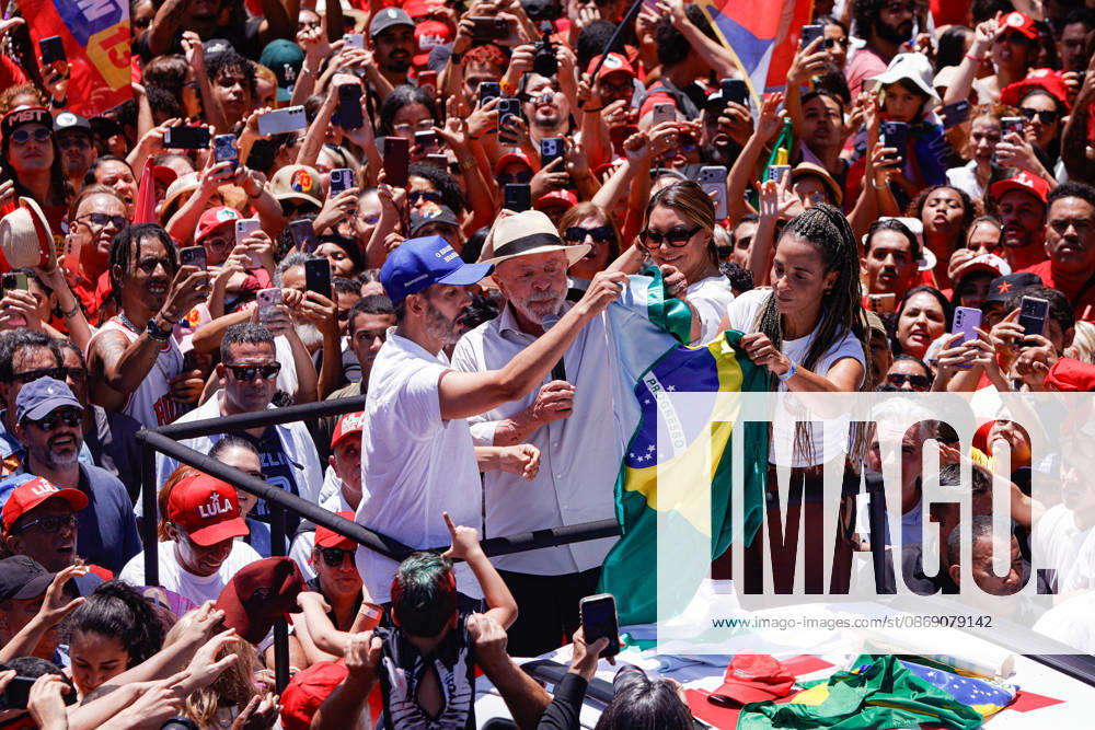 BRASiLIA, DF - 09.10.2026: ATO DE LULA EM BRASiLIA - President Lula resumes campaign events after the first round of elections, in Ceilândia (DF). x3027420x JoaoxPedroxCarvalho
