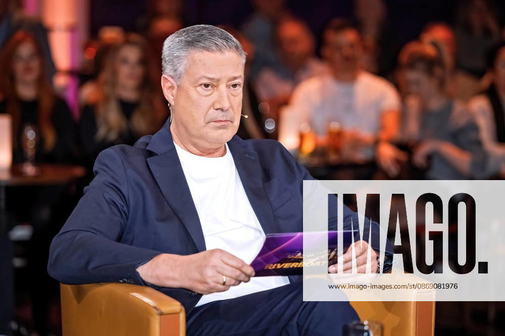 MDR - Riverboat. Moderator Joachim Llambi anläßlich der Aufzeichnung der MDR - Talkshow Riverboat am 09.10.2026 in der Mediacity Leipzig. 20261009SFL0049
