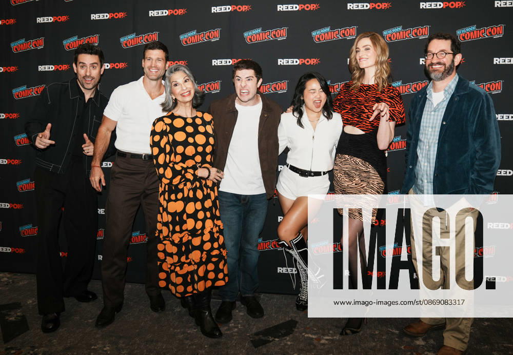 Cast of CBS Studios new show Eternally Yours from left: ED WEEKS, PARKER YOUNG, ROSE ABDOO, JAREN LEWISON, HELEN J. SHEN, ALLEGRA EDWARDS and show runner and executive producer JOE WISEMAN at the 2026 New York Comic Con at the Javits Center on October 9, 2026 in New York. New York USA - ZUMAb148 20261009_zap_b148_027