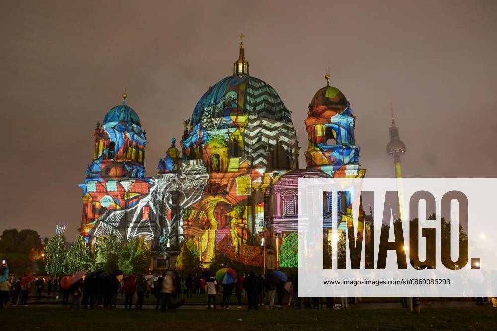Festival of Lights am Berliner Dom. Deutschland Berlin Berlin