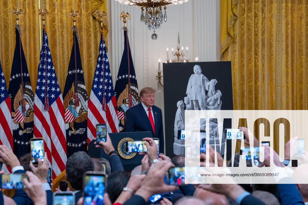 U.S. President Donald Trump speaks at a Christopher Columbus Day event at the White House on October 9, 2026, in Washington, D.C. Washington USA - ZUMAl312 20261009_znp_l312_005
