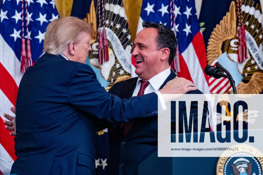 U.S. President Donald Trump joins famed American tenor Christopher Macchio at a Christopher Columbus Day event at the White House on October 9, 2026, in Washington, D.C. Washington USA - ZUMAl312 20261009_znp_l312_021