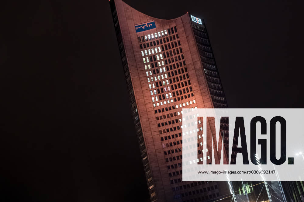 Seit 2009 findet in Leipzig zur Erinnerung an die Montagsdemonstrationen im Jahr 1989 am 9. Oktober das Lichtfest statt. Licht und Kunstinstallationen illuminieren die Stadt, menschen laufen mit Kerzen durch die Stadt. Lichtfest 2026