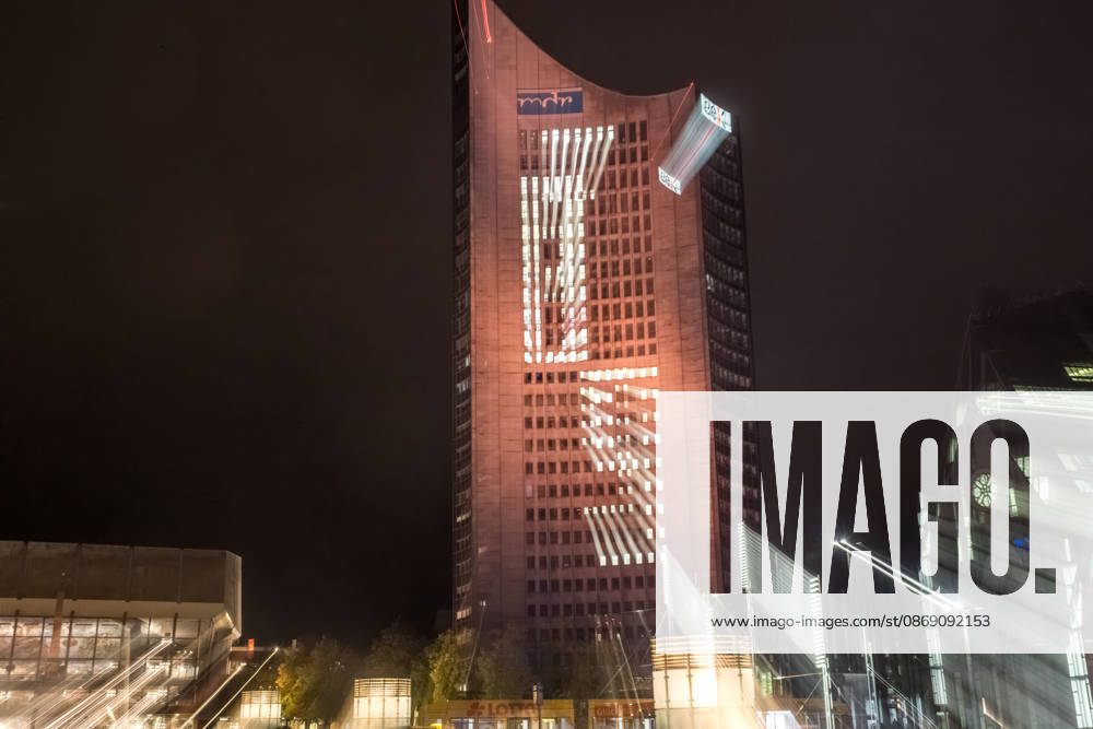 Seit 2009 findet in Leipzig zur Erinnerung an die Montagsdemonstrationen im Jahr 1989 am 9. Oktober das Lichtfest statt. Licht und Kunstinstallationen illuminieren die Stadt, menschen laufen mit Kerzen durch die Stadt. Lichtfest 2026