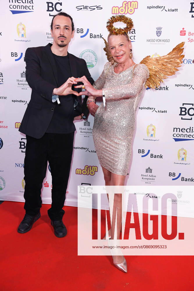 Marvin Herzsprung (Sohn von Bernd Herzsprung), Barbara Engel bei der KINDERSCHUTZENGEL E.V. GALA 2026 im Spindler & Klatt in Berlin am 09.10.2026