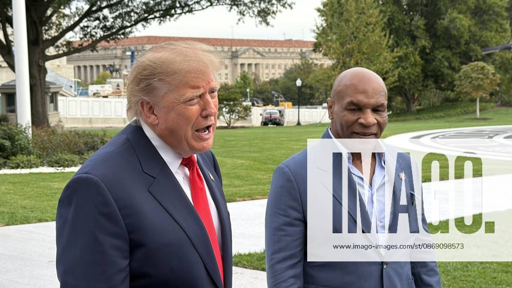 US President Trump departs White House by helicopter with Mike Tyson WASHINGTON, D.C., UNITED STATES - OCTOBER 9: US President Donald Trump departs the White House by helicopter with former heavyweight boxing champion Mike Tyson as part of his midterm election campaign activities, in Washington, DC, on October 9, 2026. Can Hasasu Anadolu Washington, DC United States. Editorial use only. Please get in touch for any other usage.