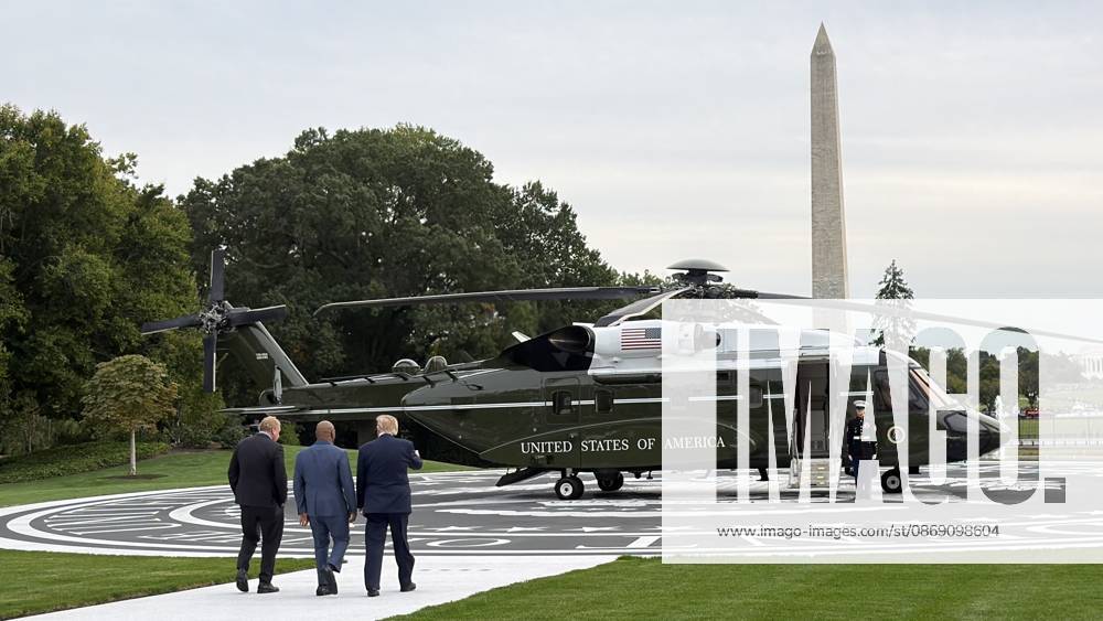 US President Trump departs White House by helicopter with Mike Tyson WASHINGTON, D.C., UNITED STATES - OCTOBER 9: US President Donald Trump departs the White House by helicopter with former heavyweight boxing champion Mike Tyson as part of his midterm election campaign activities, in Washington, DC, on October 9, 2026. Can Hasasu Anadolu Washington, DC United States. Editorial use only. Please get in touch for any other usage.