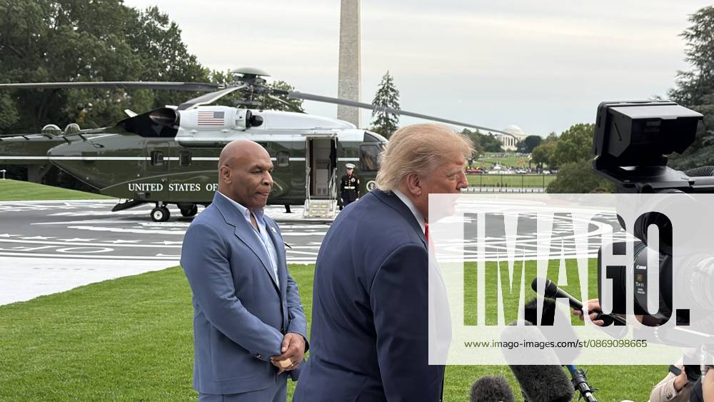 US President Trump departs White House by helicopter with Mike Tyson WASHINGTON, D.C., UNITED STATES - OCTOBER 9: US President Donald Trump departs the White House by helicopter with former heavyweight boxing champion Mike Tyson as part of his midterm election campaign activities, in Washington, DC, on October 9, 2026. Can Hasasu Anadolu Washington, DC United States. Editorial use only. Please get in touch for any other usage.
