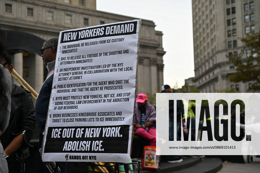 Protesters rally after ICE shooting of New York man in car with child inside NEW YORK, UNITED STATES - OCTOBER 9: A massive protest takes place at Foley Square , demanding the withdrawal of ICE from the city in New York, United States on October 9, 2026. The demonstration follows an incident yesterday in the Bronx where an ICE officer shot Oscar Belgal, a Dominican Republic national, in the neck while he was driving with a 5-year-old child in the vehicle. Waleed Zein Anadolu New York United States. Editorial use only. Please get in touch for any other usage.