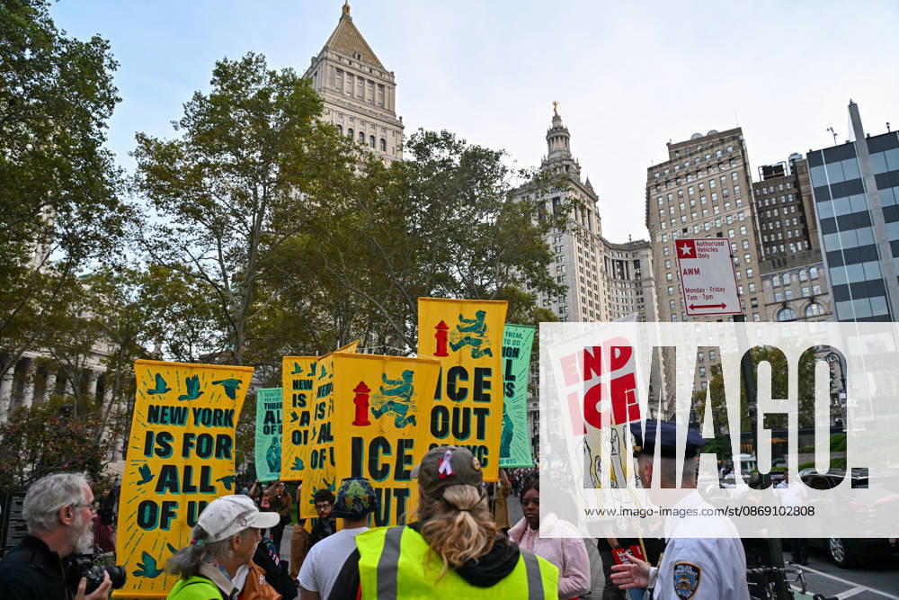 Thousands of New York protesters rally against ICE after Bronx shooting NEW YORK, UNITED STATES - OCTOBER 9: Thousands of people gathered at Foley Square to demand the withdrawal of US Immigration and Customs Enforcement (ICE) from the city, a day after an ICE officer shot a Dominican Republic national in the neck in the Bronx in New York, United States on October 9, 2026. Waleed Zein Anadolu New York United States. Editorial use only. Please get in touch for any other usage.