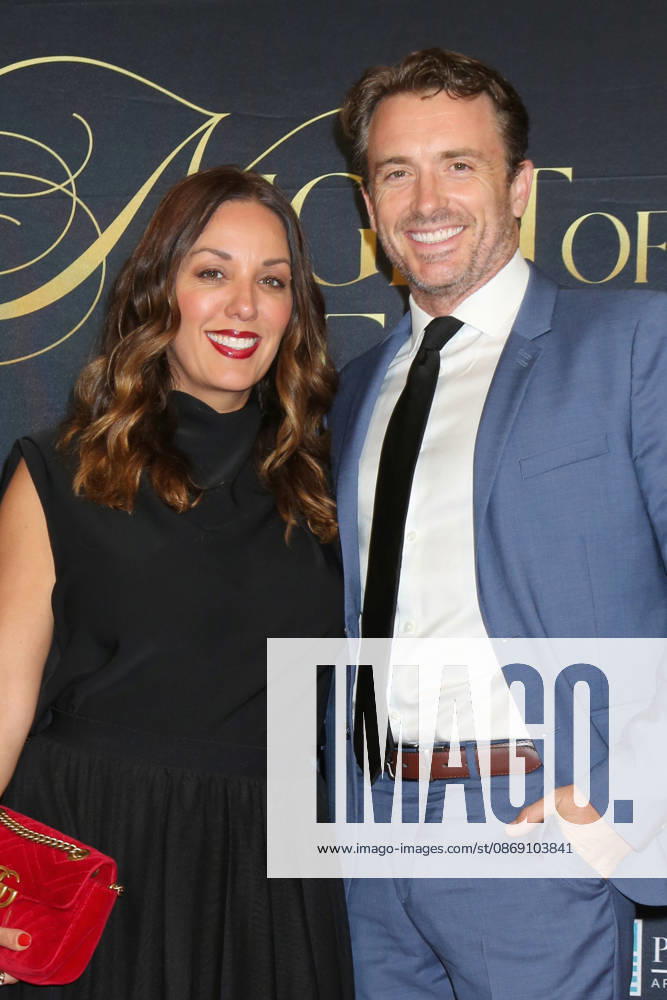 LOS ANGELES - OCT 8: Jacqueline Snyder, James Snyder at the Night of Dreams Gala at the Beverly Hills Hotel on October 8, 2026 in Beverly Hills, CA Beverly Hills USA - ZUMAb170 20261009_aap_b170_025