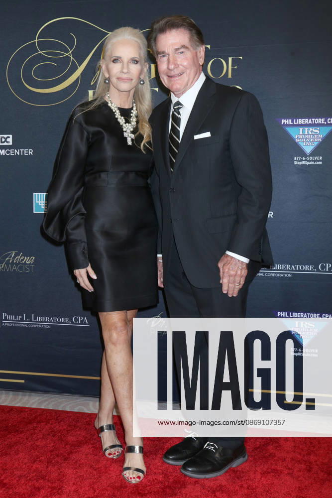 USA - Night of Dreams Gala - Beverly Hills LOS ANGELES - OCT 8: Candace Garvey, Steve Garvey at the Night of Dreams Gala at the Beverly Hills Hotel on October 8, 2026 in Beverly Hills, CA Beverly Hills CA USA
