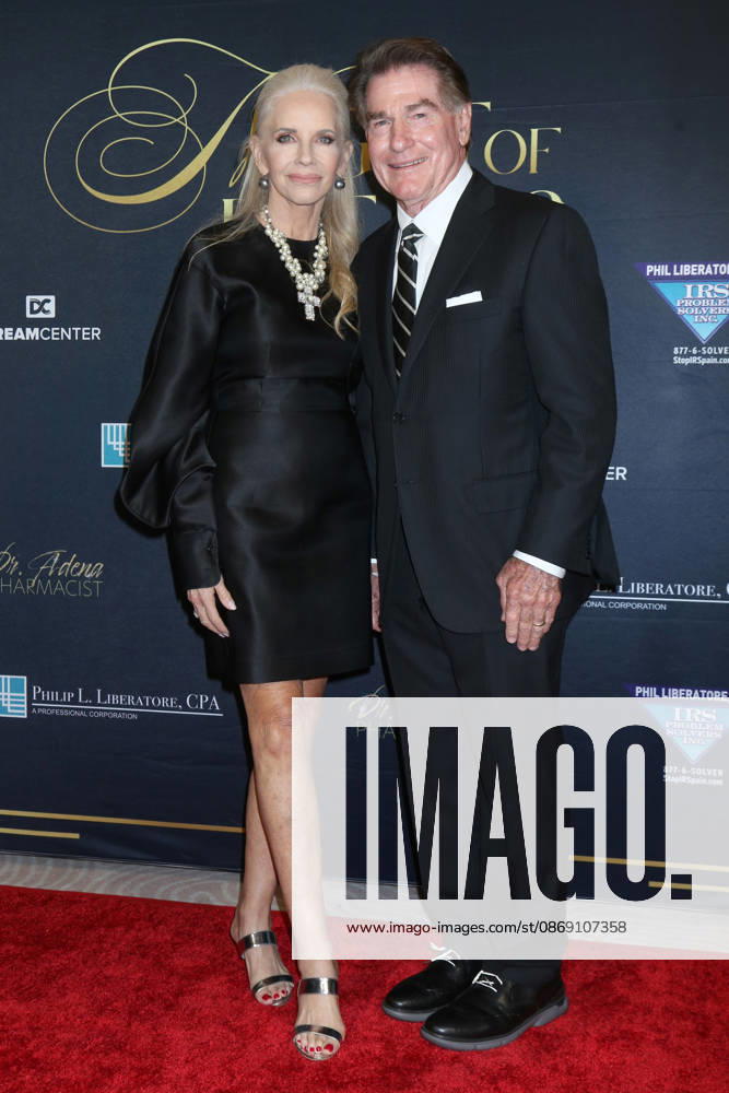USA - Night of Dreams Gala - Beverly Hills LOS ANGELES - OCT 8: Candace Garvey, Steve Garvey at the Night of Dreams Gala at the Beverly Hills Hotel on October 8, 2026 in Beverly Hills, CA Beverly Hills CA USA