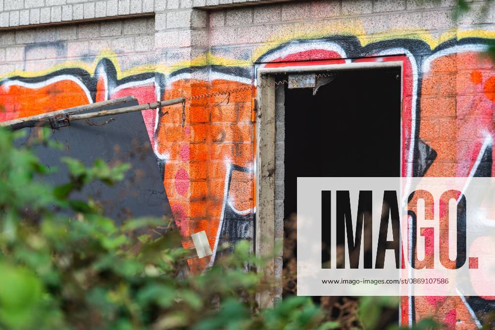 ROTTERDAM - An open access door to a technical room at a railway bridge in Delfshaven. Due to arson, no trains are running between Rotterdam Centraal and Delft Campus stations. MEDIATV ANP netherlands out - belgium out