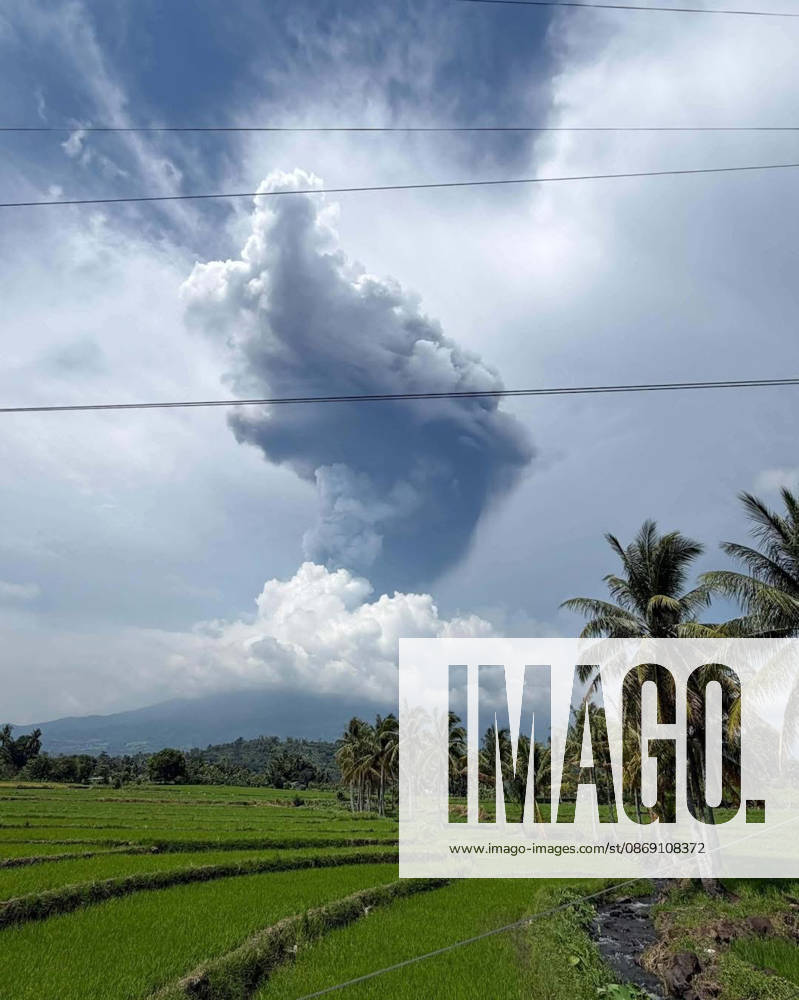 (261010) -- NEGROS ISLAND, Oct. 10, 2026 -- A thick plume is seen over the sky as Mount Kanlaon Volcano erupts in Negros Island, the Philippines, on Oct. 10, 2026. Mount Kanlaon Volcano in the central Philippines erupted just over noon Saturday, the Philippine Institute of Volcanology and Seismology said. The institute said the event generated a plume that rose 5 km to 6 km above the crater. The ashfall is expected to drift north and northeast. ( Handout via Xinhua) PHILIPPINES-NEGROS ISLAND-MOUNT KANLAON VOLCANO-ERUPTION NationalxDisasterxRiskxReductionxandxManagementxCouncil