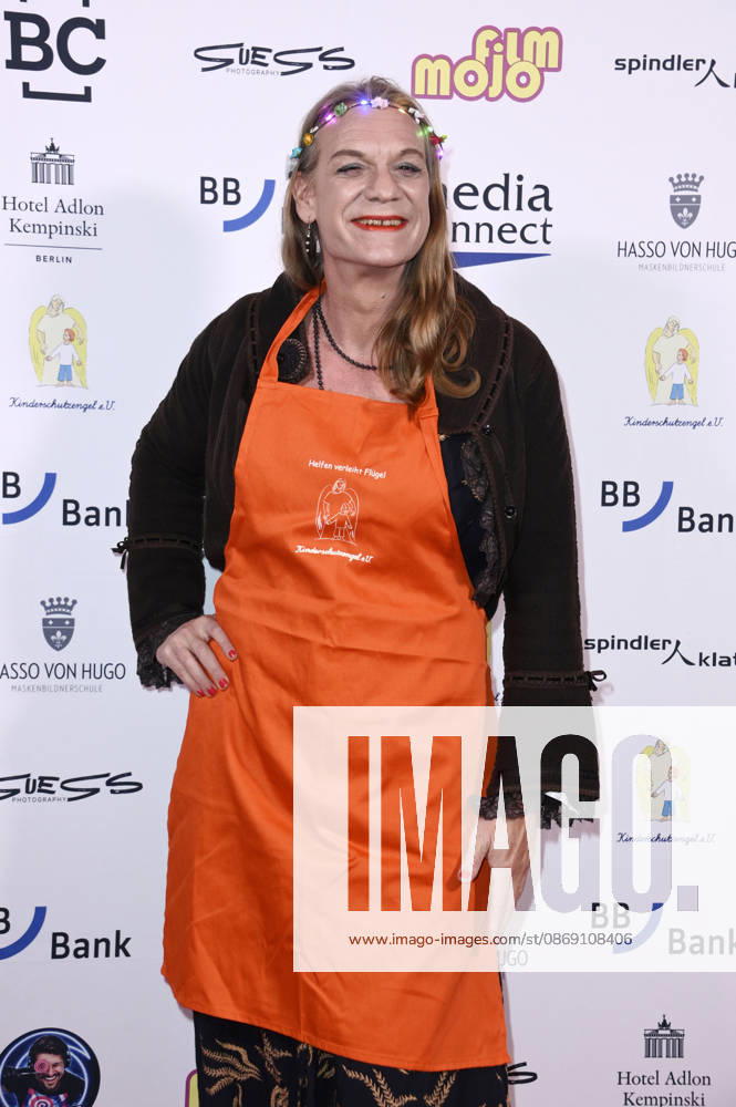 Philippa Jarke bei der Gala der Kinderschutzengel im Spindler & Klatt. Berlin