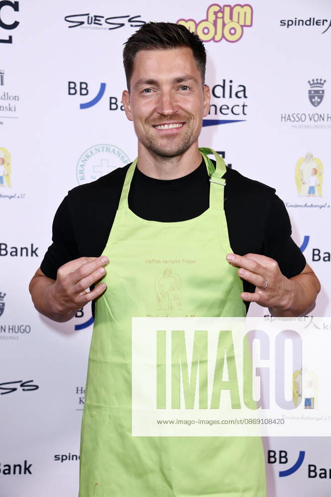 Philipp Boy bei der Gala der Kinderschutzengel im Spindler & Klatt. Berlin
