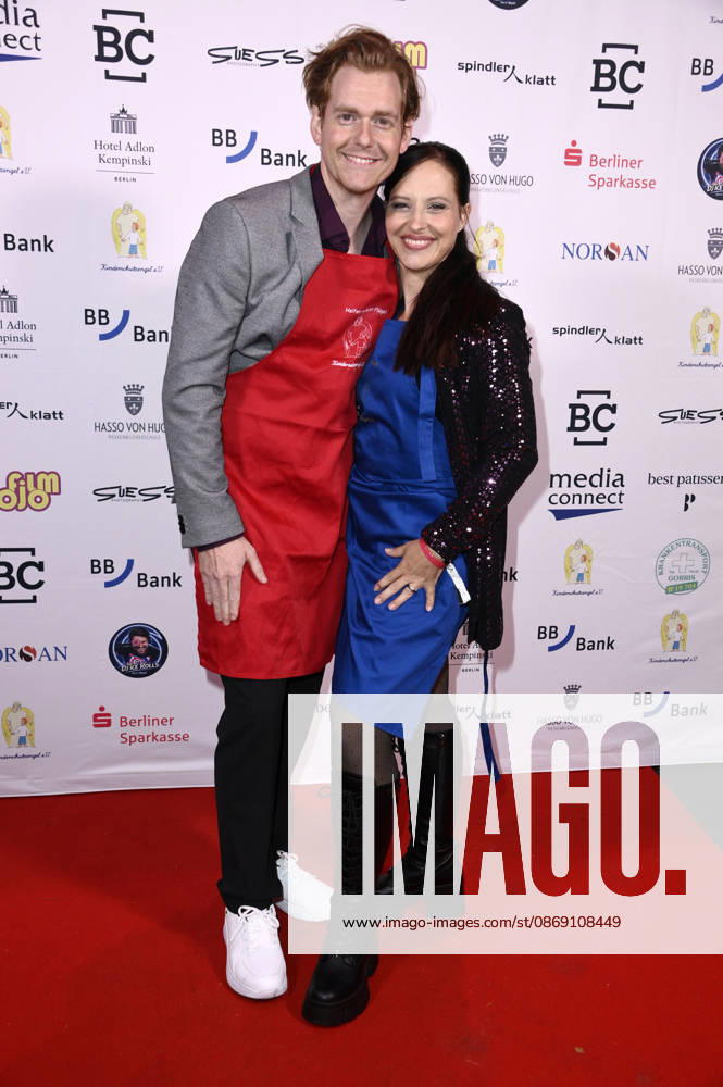 Johannes Heinrichs und Nadja Jo Klapper bei der Gala der Kinderschutzengel im Spindler & Klatt. Berlin