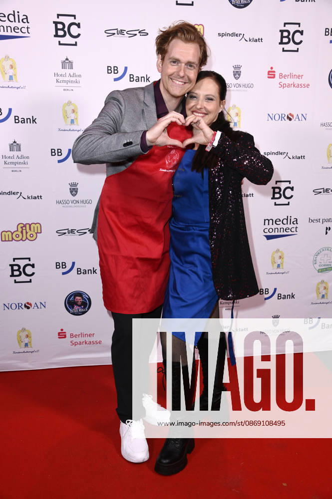 Johannes Heinrichs und Nadja Jo Klapper bei der Gala der Kinderschutzengel im Spindler & Klatt. Berlin